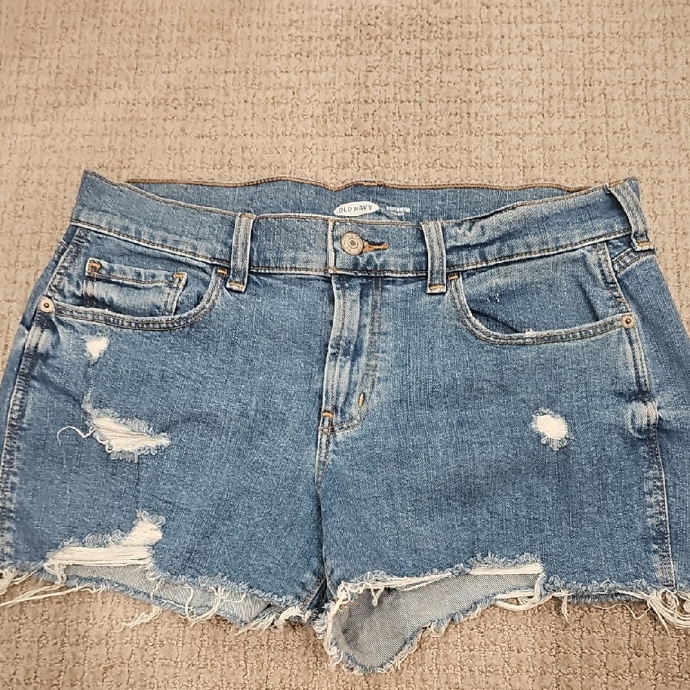 Old Navy Boyfriend Mid-rise Denim Jean Shorts 6